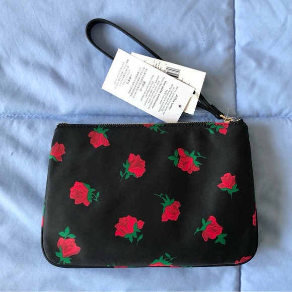 Kate Spade Rose Toss Chelsea Wristlet NWT - Picture 3 of 8